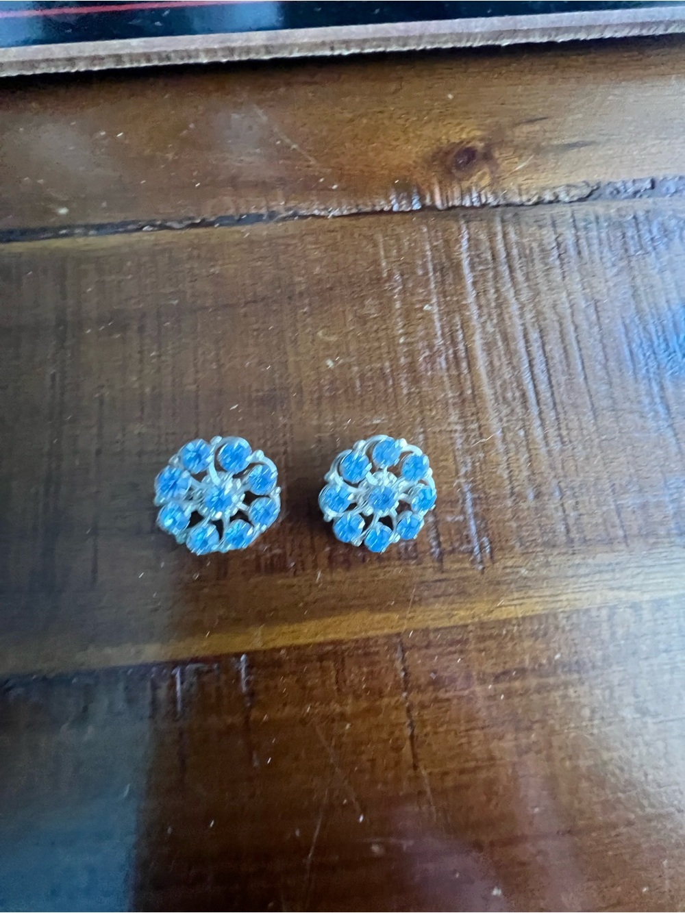 Blue Crystal Floral mini pin set - Women’s Jewelry